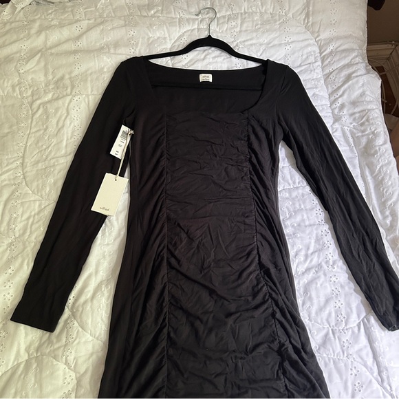 NWT Aritzia Lydia Dress in Medium - Picture 4 of 10